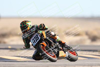 media/Dec-07-2025-CVMA (Sun) [[3e7d2de5dc]]/Race 11-Formula 2-CVMA Hooligans-American Thunder/